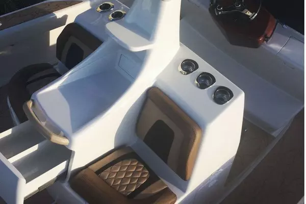 2019 French Yachts 34