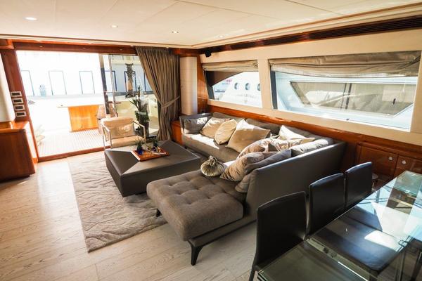2007Ferretti Yachts 83 ft 830   Macondo