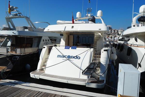 2007Ferretti Yachts 83 ft 830   Macondo