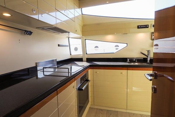 2007Ferretti Yachts 83 ft 830   Macondo