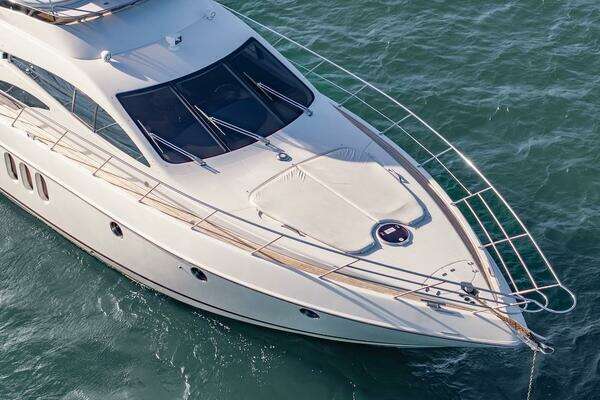 2007 Azimut 62