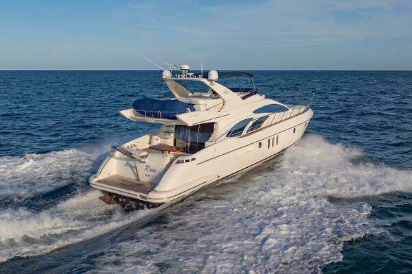 2007 Azimut 62