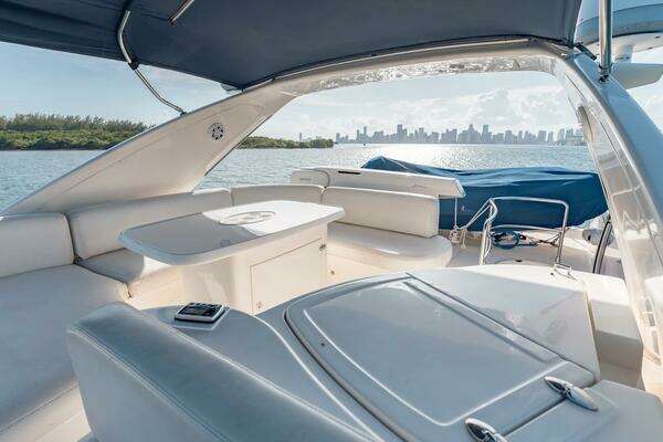 2007 Azimut 62