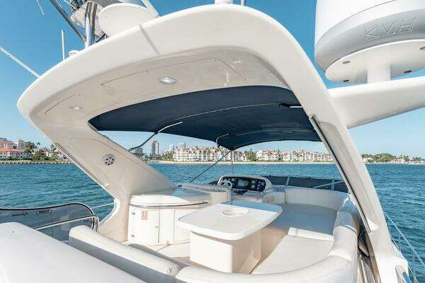 2007 Azimut 62