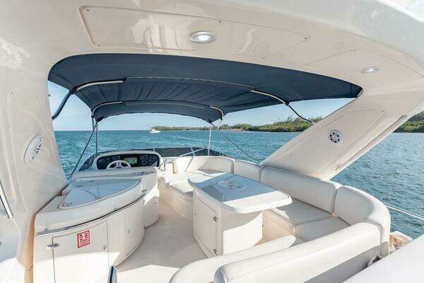 2007 Azimut 62