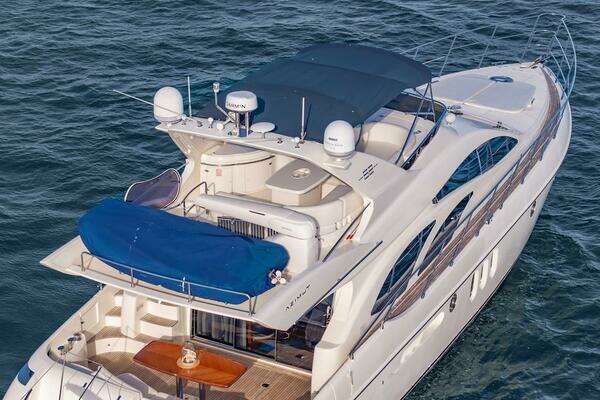 2007 Azimut 62
