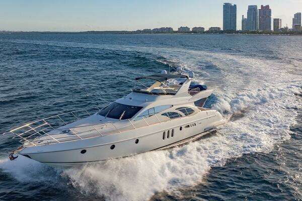 2007 Azimut 62