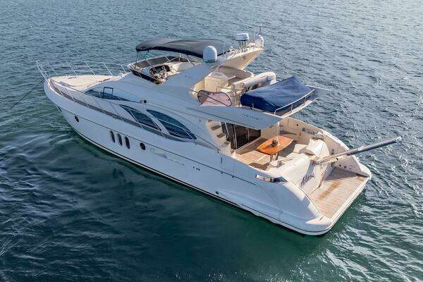 2007 Azimut 62