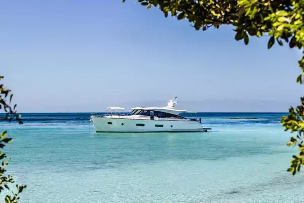 2026Belize 66 ft 66 Sedan