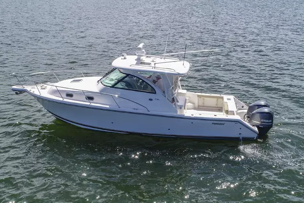 35-ft-Pursuit-2015-OS 345  Offshore- Longboat Key Florida United States  yacht for sale