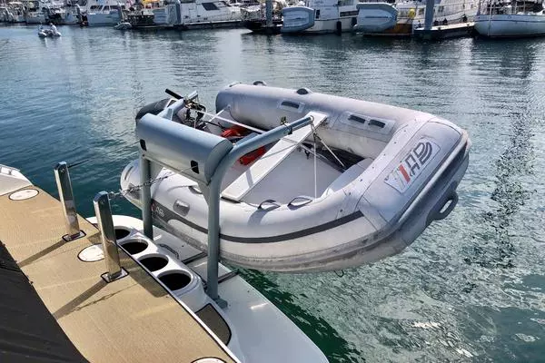 Sea Ray 400 Express Cruiser Yacht For Sale