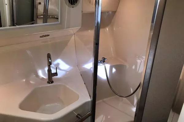 Sea Ray 400 Express Cruiser Yacht For Sale