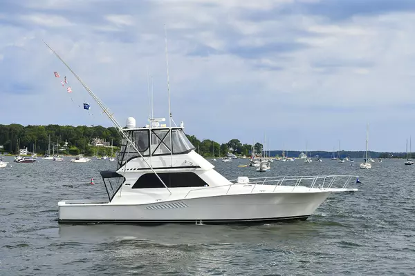 1997 Viking 47