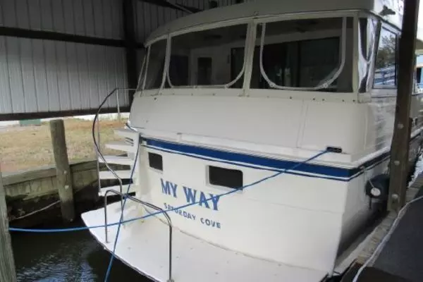 Photo of the 1987 Hatteras  "MY WAY"