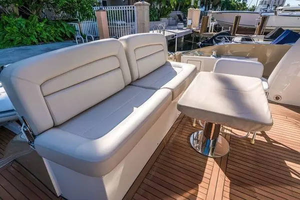 2010 Sunseeker 52