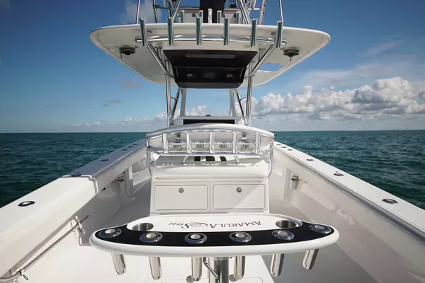 Galati Yacht Sales Trade 41ft Bahama Yacht For Sale