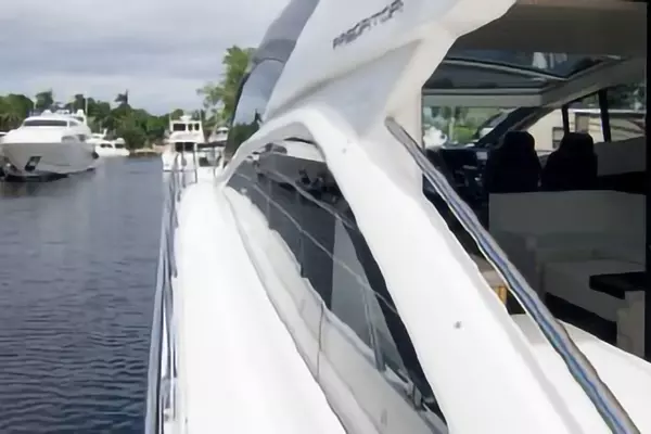 2018 Sunseeker 68