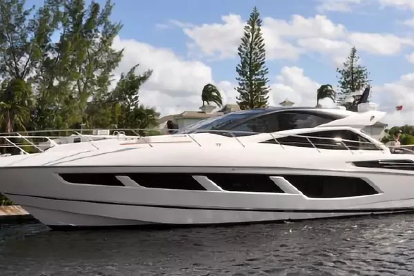 2018 Sunseeker 68