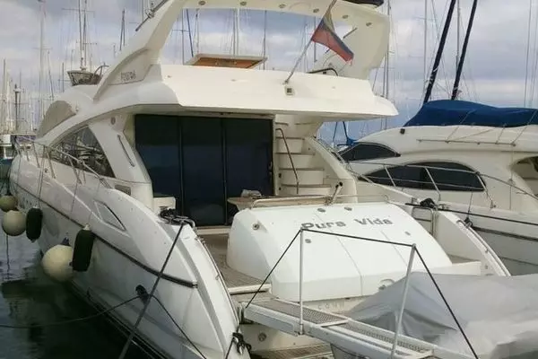 Photo of the 2006 Sunseeker Manhattan "Pura Vida"