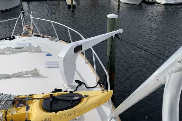 Photo of the 1985 Ocean Yachts Super Sport "Ocean Hunter"