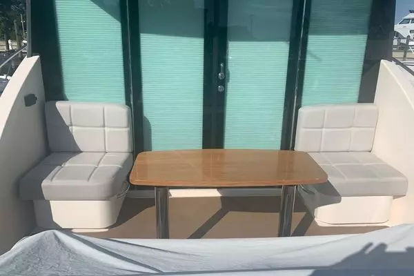 2017 Tiara Yachts 39