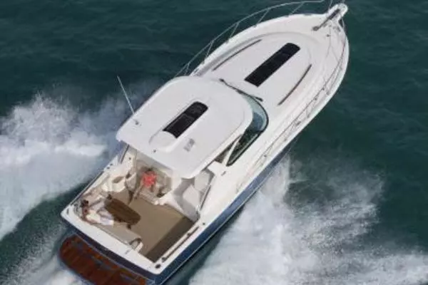 2017 Tiara Yachts 39