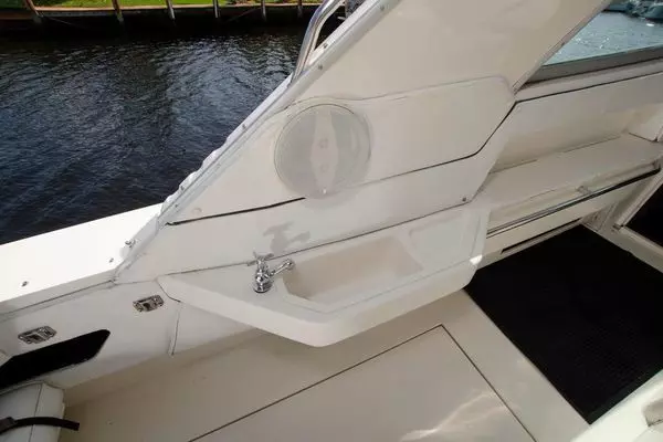 Photo of the 1993 Sea Ray Sundancer