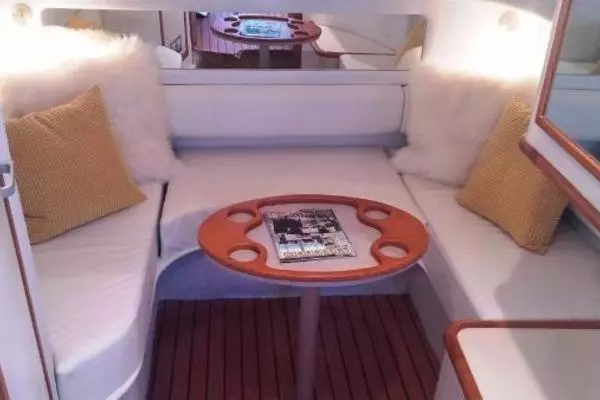 Photo of the 1997 Sea Ray Sundancer "Sea Horse"