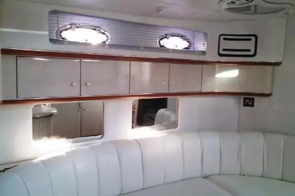 Photo of the 1997 Sea Ray Sundancer "Sea Horse"