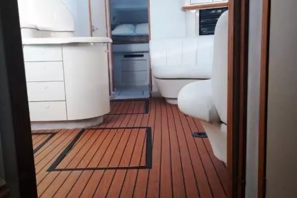 Photo of the 1997 Sea Ray Sundancer "Sea Horse"