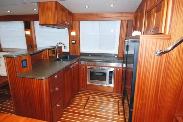 American Tug 485 Yacht For Sale