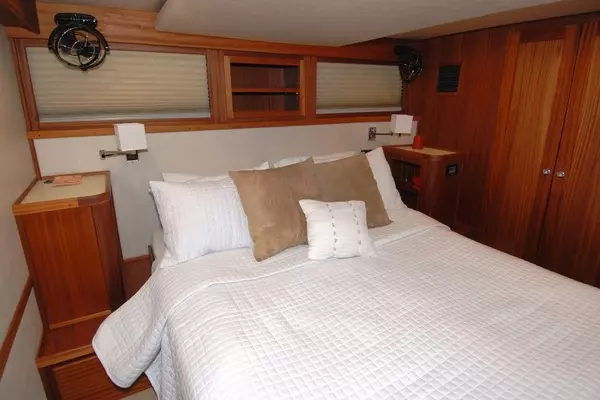 American Tug 485 Yacht For Sale