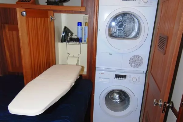 American Tug 485 Yacht For Sale