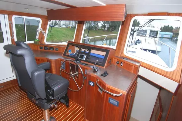 American Tug 485 Yacht For Sale