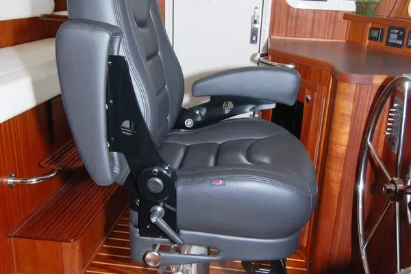 American Tug 485 Yacht For Sale