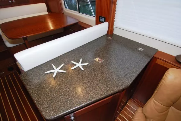 American Tug 485 Yacht For Sale