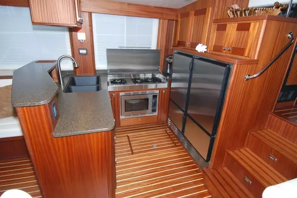 American Tug 485 Yacht For Sale