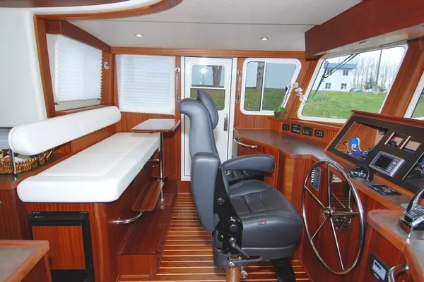 American Tug 485 Yacht For Sale