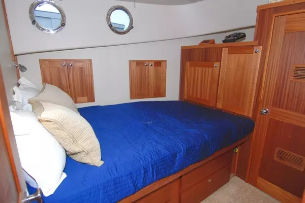 American Tug 485 Yacht For Sale