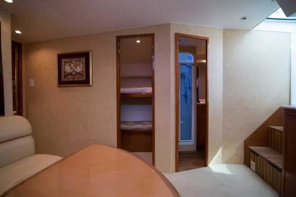 Photo of the 2001 Viking 50 Express "Tiger Six"