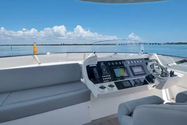 2018 Sunseeker 86