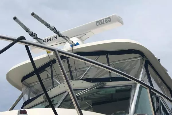 Photo of the 2003 Pursuit 2870 Walkaround