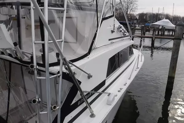 Photo of the 1980 Bertram 33 "Lady Nicole"