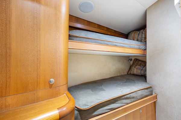 Hit n Run 68ft F amp S Yacht For Sale