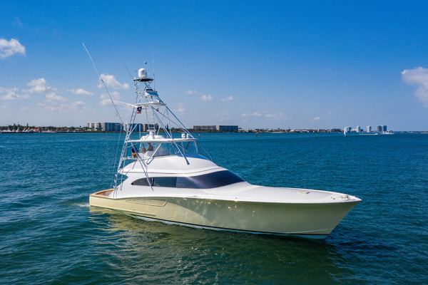 Hit n Run 68ft F amp S Yacht For Sale