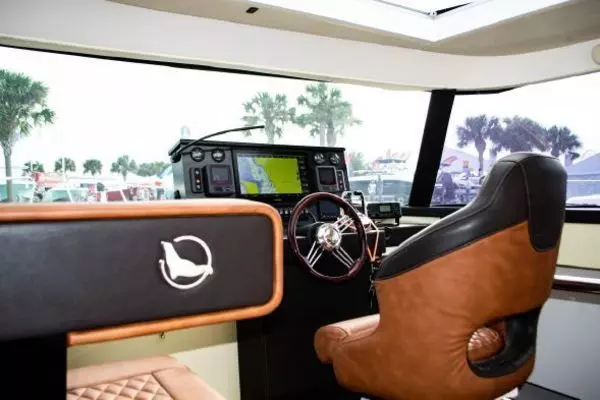 Photo of the 2019 Monachus Issa  "NO NAME"