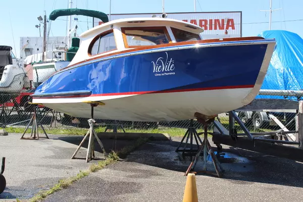 Photo of the 2013 Cherubini 255 Sport Cruiser "No Name"