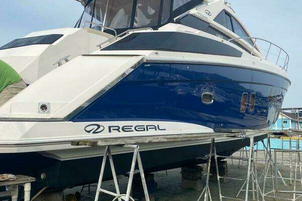 2009 Regal 53
