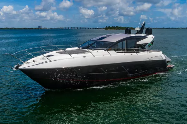 2019 Sunseeker 57