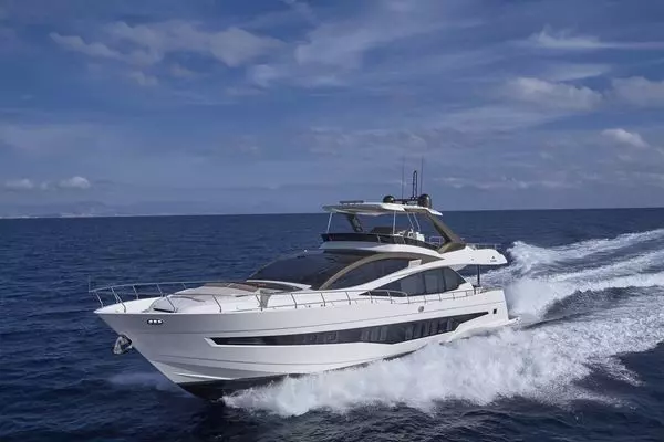 Photo of the 2020 Astondoa 80 Flybridge